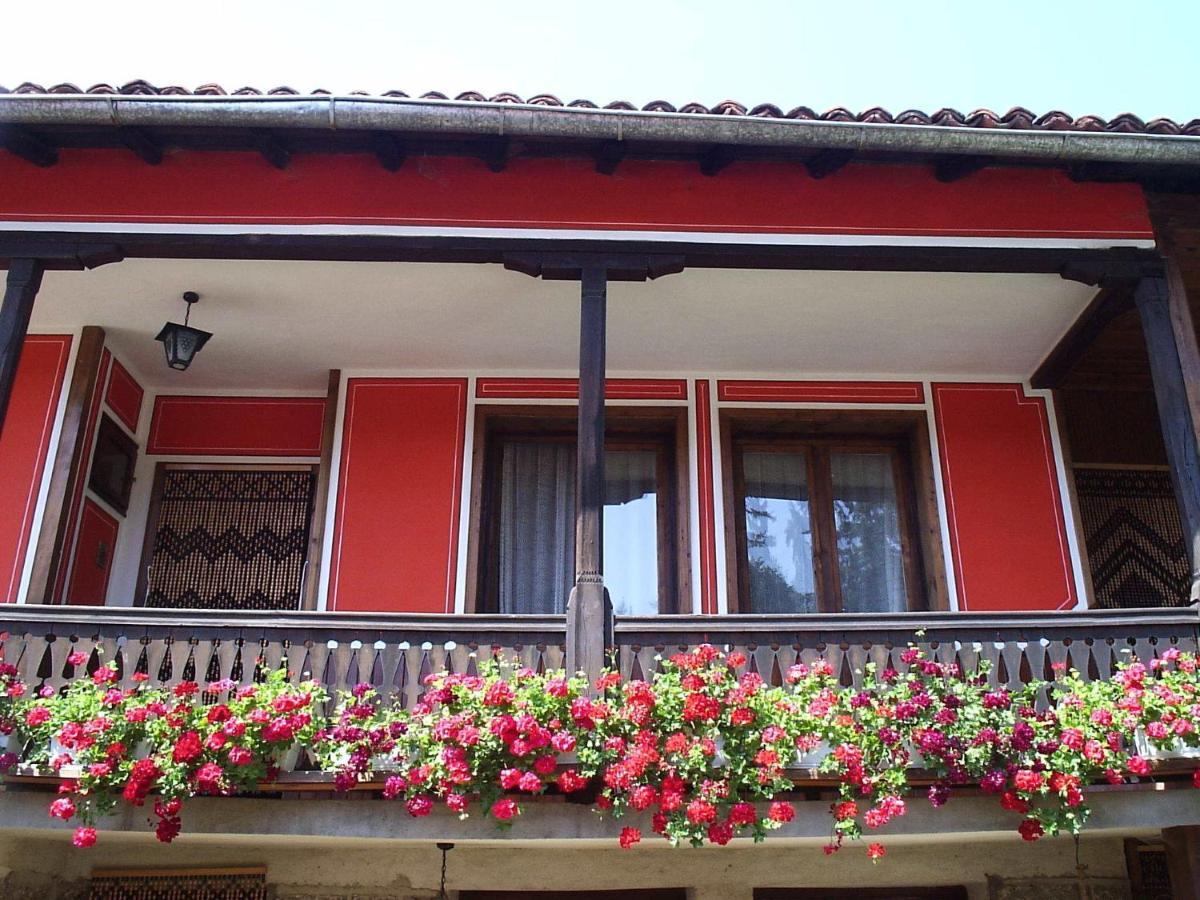 Guest House Astra Kopriwsztica Zewnętrze zdjęcie