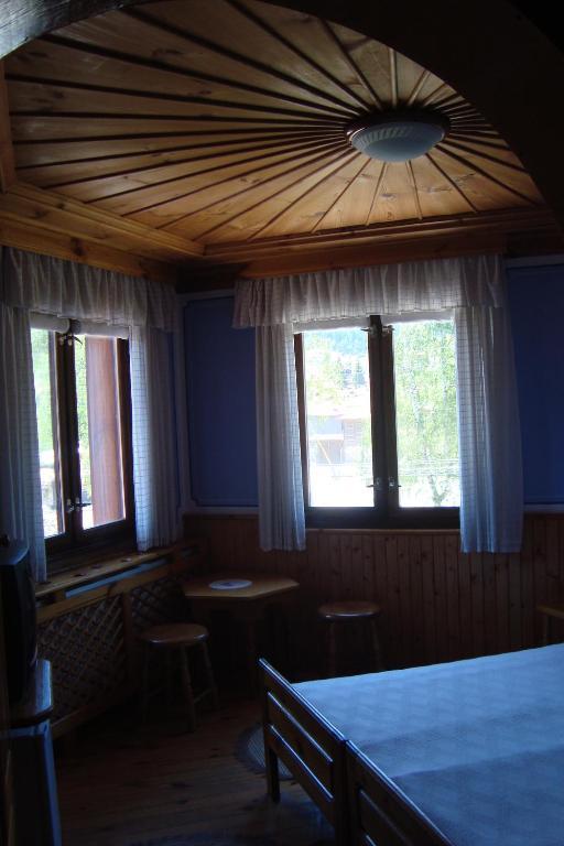 Guest House Astra Kopriwsztica Pokój zdjęcie